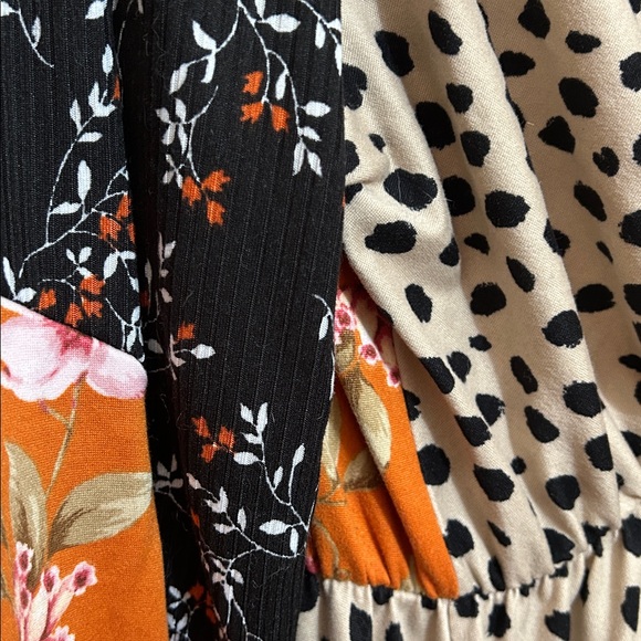 Floral and Polka Dot Wrap Dress - Picture 3 of 5